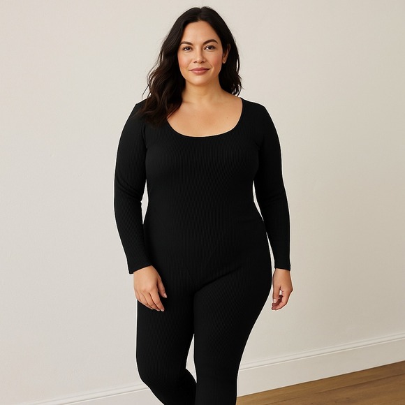 Eloquii Black Ribbed Long Sleeve Jumpsuit Size 14/16 One Piece Stretch Knit PLUS - Picture 1 of 9